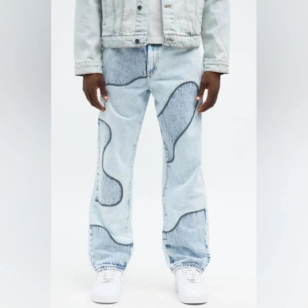 Straight 🎁 Two Tone Wave Lightwash Jeans